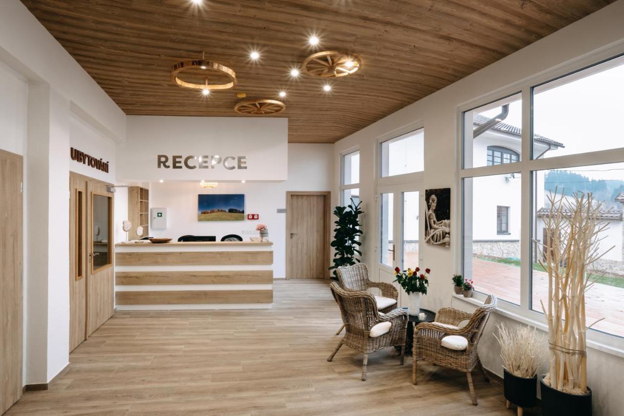 Wellness Penzion Marta Kuklik Luaran gambar