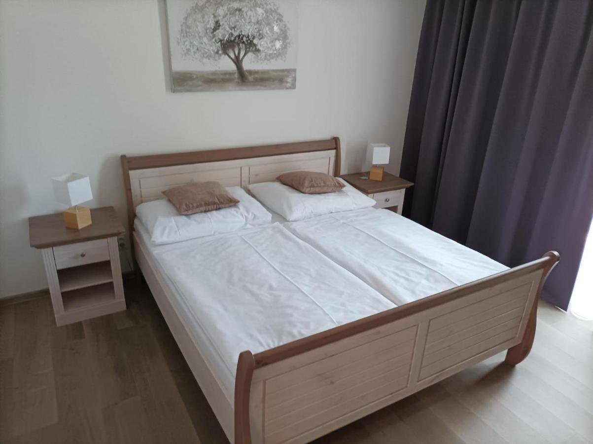 Wellness Penzion Marta Kuklik Luaran gambar