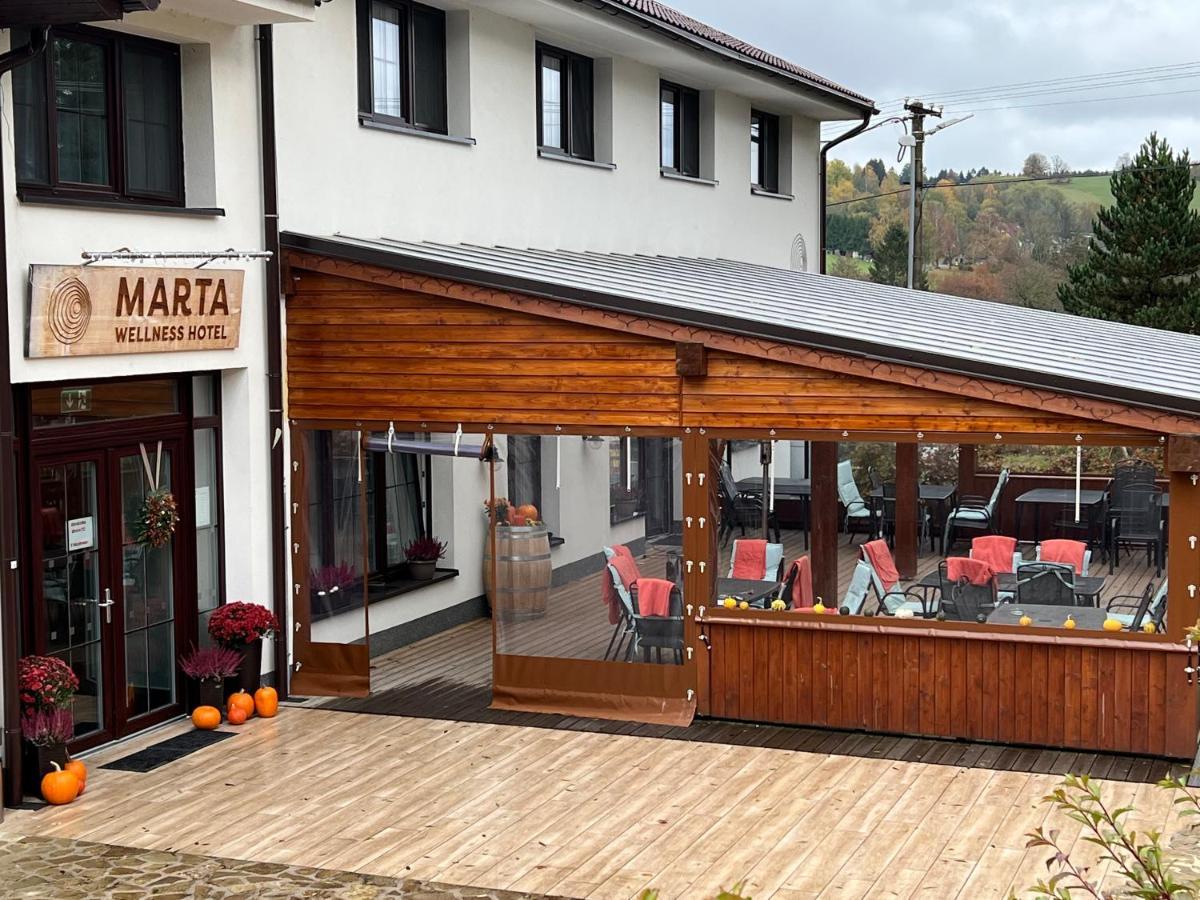 Wellness Penzion Marta Kuklik Luaran gambar